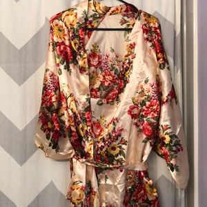Peach silk robe with floral print